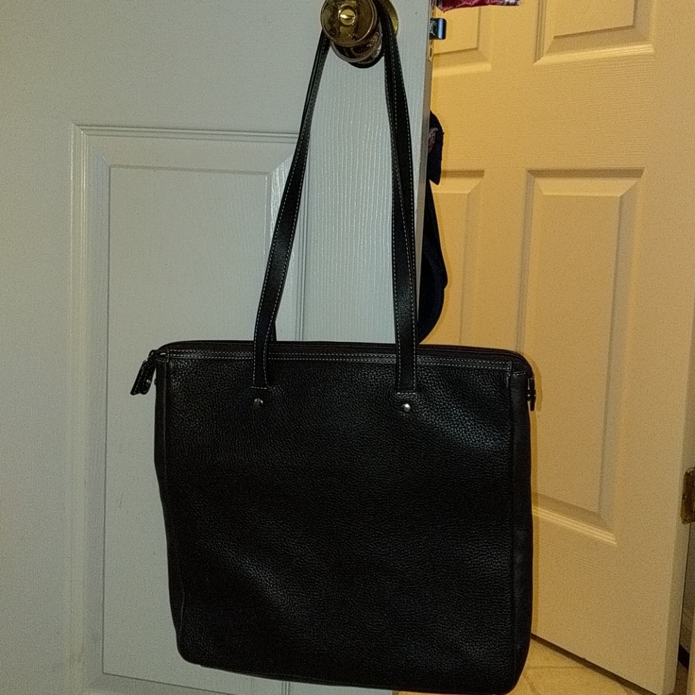 Dark brown levenger bag